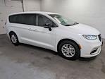 2024 Chrysler Pacifica FWD Minivan for sale #RR155381W - photo 1