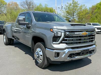 2025 Chevrolet Silverado 3500 Crew Cab 4WD Pickup for sale #G58008 - photo 1