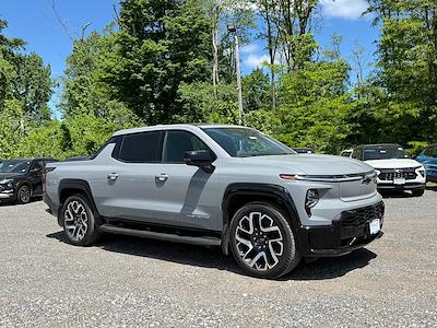 New 2025 Chevrolet Silverado EV RST Crew Cab AWD Pickup for sale #B50938EV - photo 1