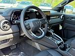 2025 Chevrolet Colorado Crew Cab 4x4 Pickup for sale #B51040 - photo 4