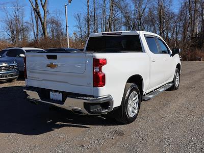 Used 2022 Chevrolet Silverado 1500 LT Crew Cab for sale #BU1419A - photo 2