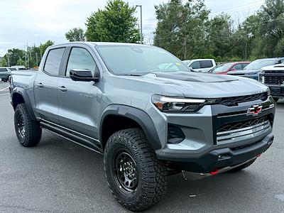 2025 Chevrolet Colorado Crew Cab 4x4 Pickup for sale #G58308 - photo 1
