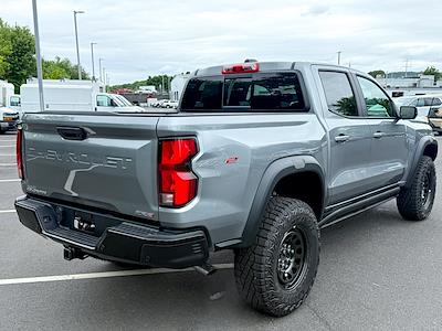 2025 Chevrolet Colorado Crew Cab 4x4 Pickup for sale #G58308 - photo 2