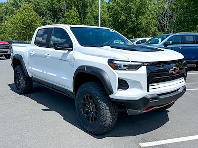 2025 Chevrolet Colorado Crew Cab 4x4 Pickup for sale #G58320 - photo 1
