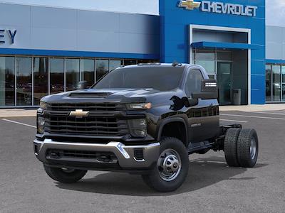 New 2025 Chevrolet Silverado 3500 - photo 1