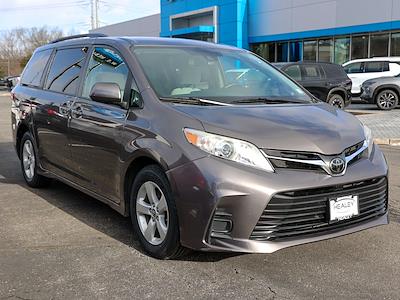 Used 2020 Toyota Sienna LE Minivan for sale #GU8157A - photo 1