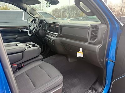 Used 2023 Chevrolet Silverado 1500 - photo 1