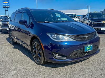 2020 Chrysler Pacifica FWD Minivan for sale #GU9663B - photo 1