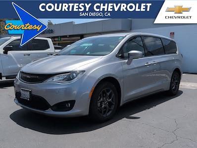 2019 Chrysler Pacifica FWD Minivan for sale #250710A - photo 1