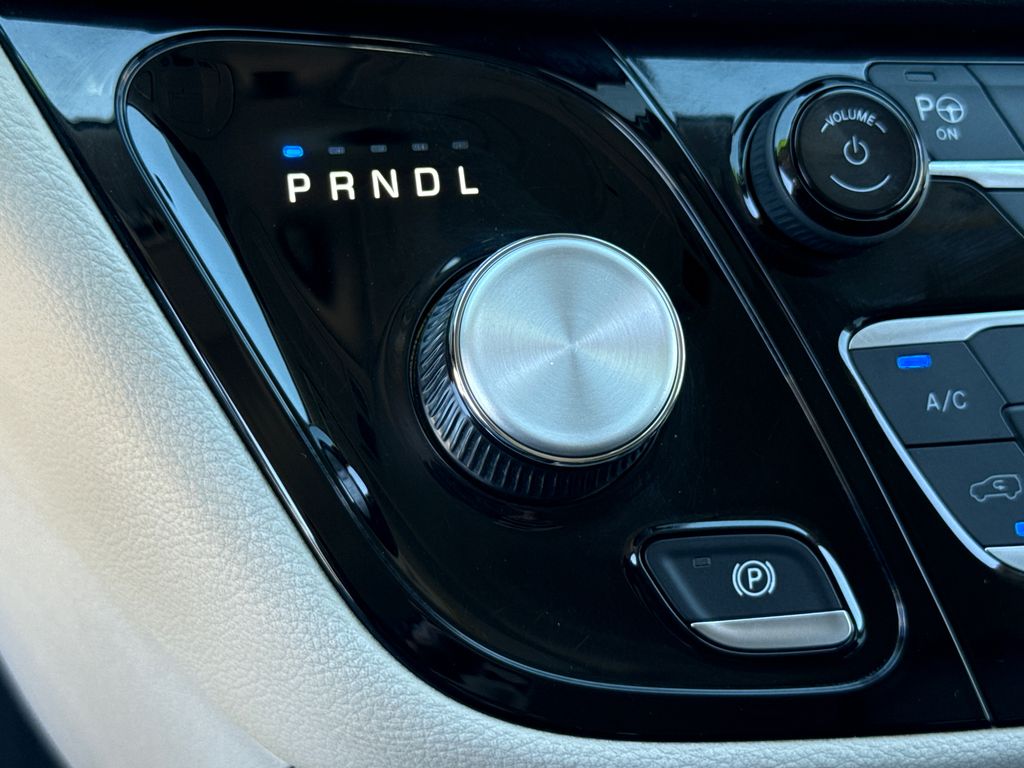 Used 2021 Chrysler Pacifica - photo 27