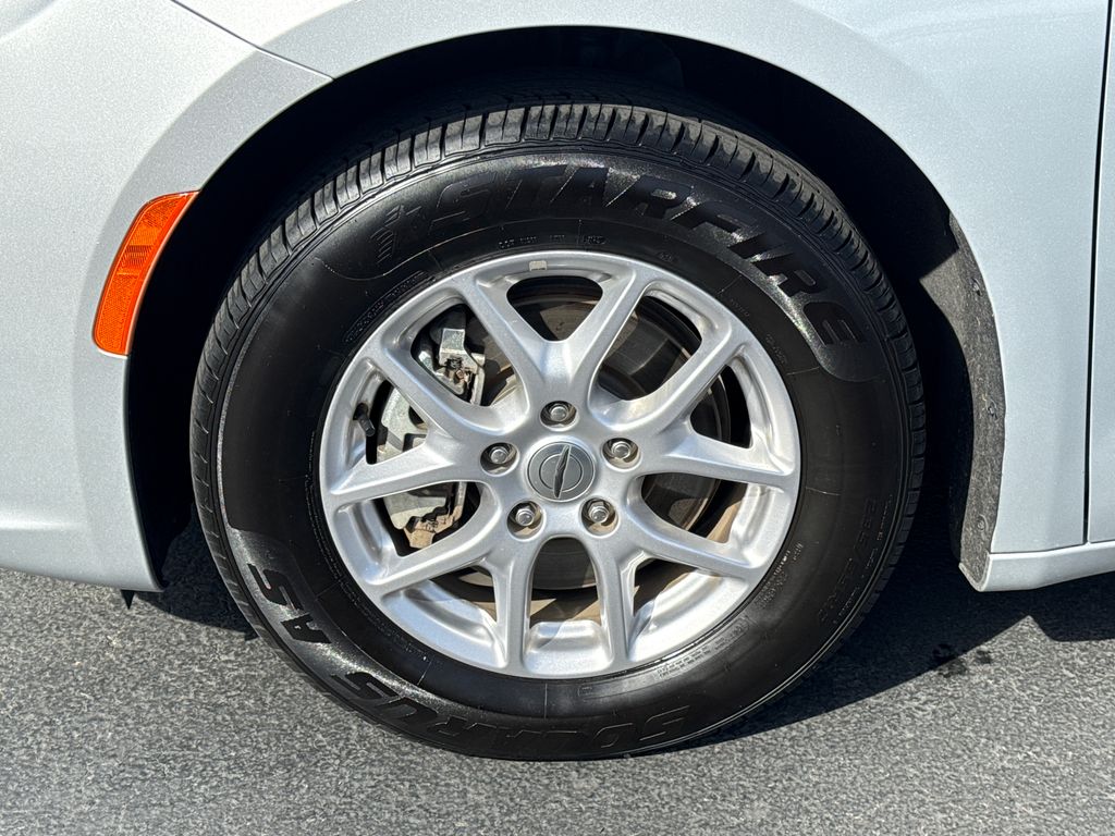 Used 2024 Chrysler Pacifica - photo 8
