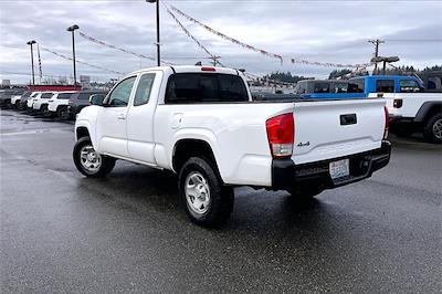 Used 2017 Toyota Tacoma - photo 1
