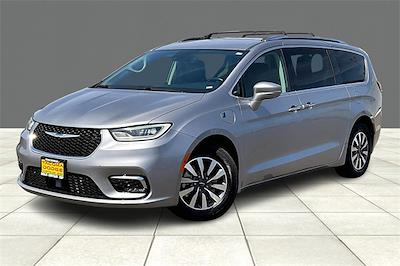 2021 Chrysler Pacifica Hybrid Touring L FWD for sale #MR581304 - photo 1