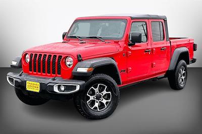 Used 2023 Jeep Gladiator - photo 1