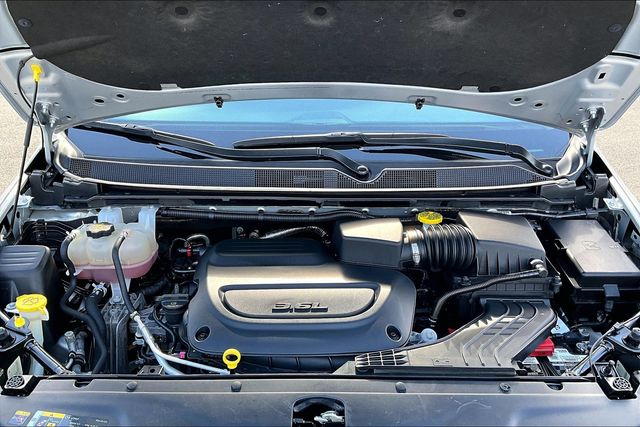 Used 2023 Chrysler Pacifica - photo 12