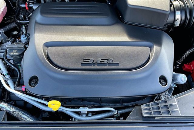 Used 2023 Chrysler Pacifica - photo 34