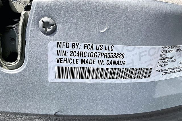 Used 2023 Chrysler Pacifica - photo 35