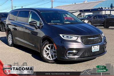 Used 2023 Chrysler Pacifica - photo 1