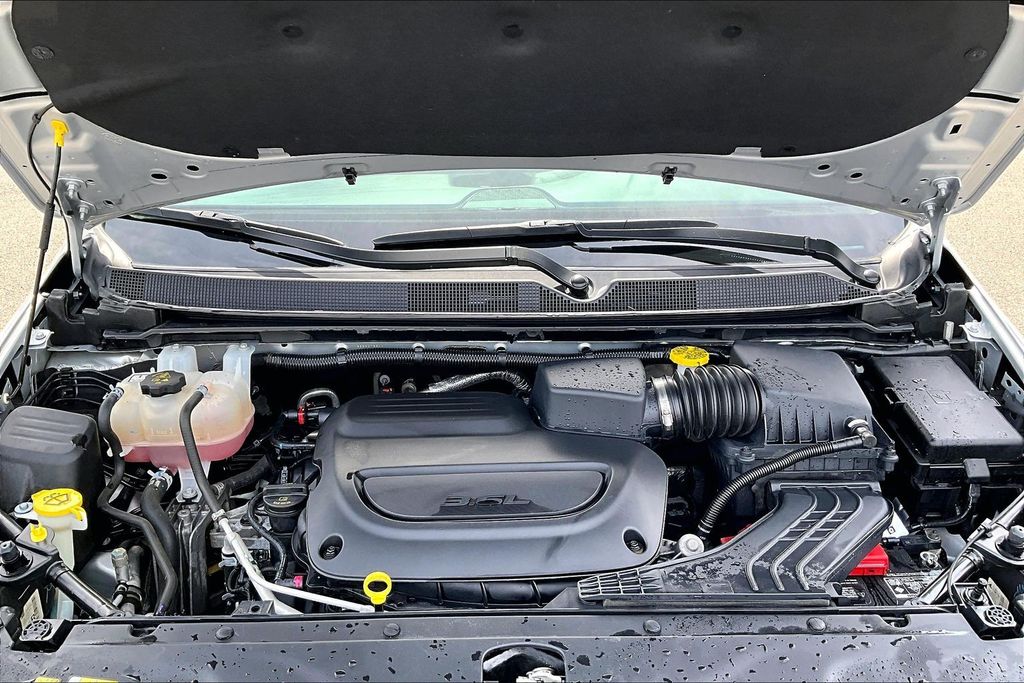 Used 2023 Chrysler Pacifica - photo 13