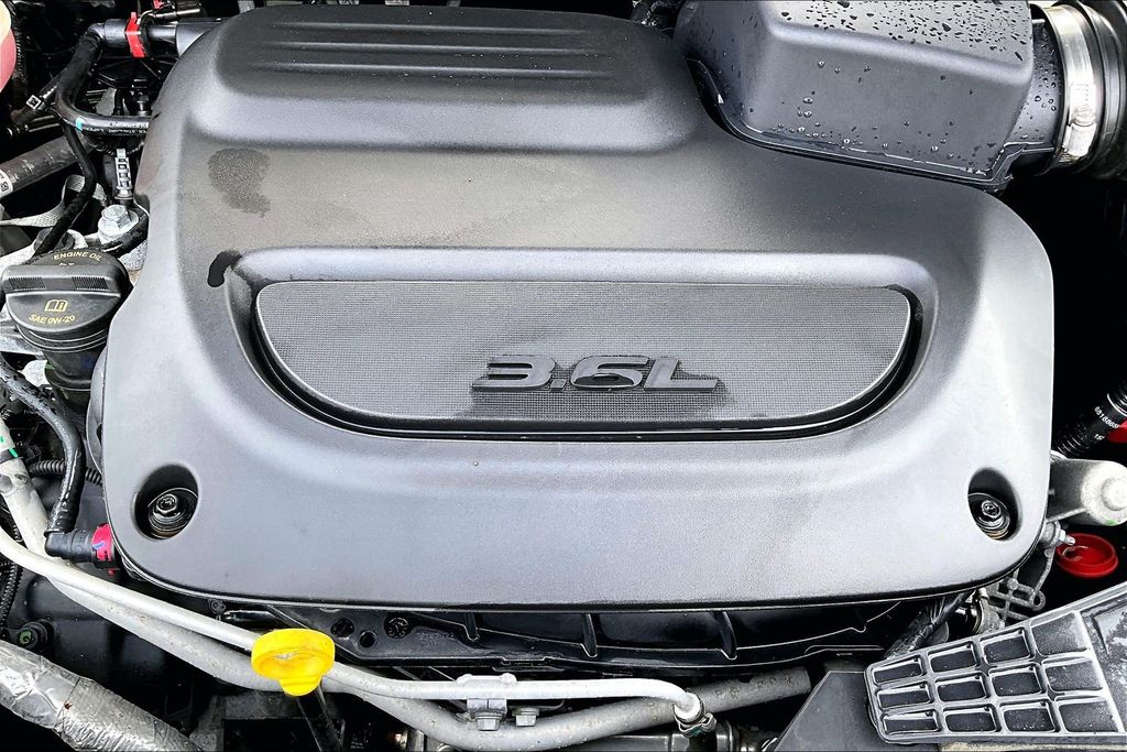 Used 2023 Chrysler Pacifica - photo 34