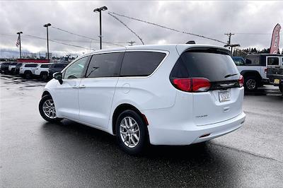 Used 2023 Chrysler Voyager - photo 1