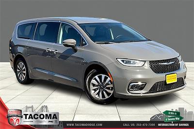2023 Chrysler Pacifica Hybrid Touring L FWD for sale #PR618165 - photo 1