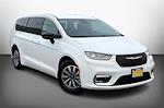 Used 2024 Chrysler Pacifica Select Minivan for sale #RR115083 - photo 1