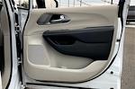 Used 2024 Chrysler Pacifica Select Minivan for sale #RR115083 - photo 24