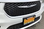 Used 2024 Chrysler Pacifica Select Minivan for sale #RR115083 - photo 31