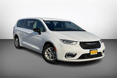 2024 Chrysler Pacifica Touring L FWD for sale #RR151860 - photo 1