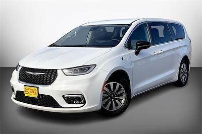 2024 Chrysler Pacifica Hybrid Select FWD for sale #RR153781 - photo 2
