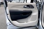 2024 Chrysler Pacifica Hybrid Select FWD for sale #RR177794 - photo 23