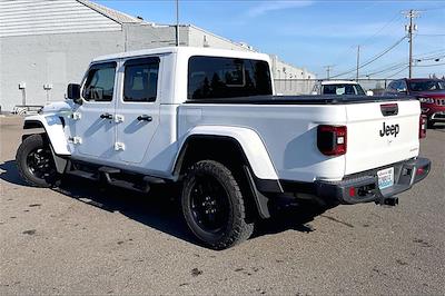 Used 2025 Jeep Gladiator - photo 1