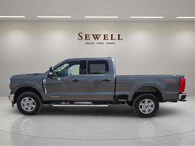 New 2025 Ford F-250 XLT Crew Cab for sale #1501527 - photo 2