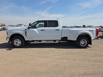 2025 Ford F-350 Crew Cab DRW 4x4 Pickup for sale #1502837 - photo 2