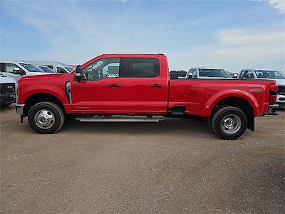 2025 Ford F-350 Crew Cab DRW 4x4 Pickup for sale #1503378 - photo 2