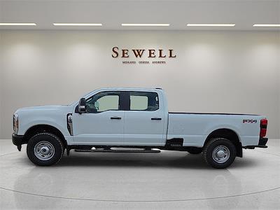 New 2025 Ford F-250 Lariat Crew Cab 4x4 Pickup for sale #1507638 - photo 2