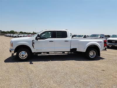 2025 Ford F-350 Crew Cab DRW 4x4 Pickup for sale #1525550 - photo 2