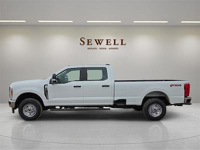New 2025 Ford F-250 XL Crew Cab Pickup for sale #1529946 - photo 2