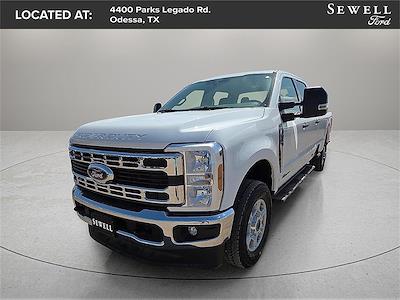 New 2025 Ford F-350 XLT Crew Cab 4x4 SRW Pickup for sale #1546503 - photo 1