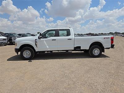 New 2025 Ford F-250 Lariat Crew Cab 4x4 Pickup for sale #1553075 - photo 2