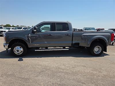2025 Ford F-350 Crew Cab DRW 4x4 Pickup for sale #1556374 - photo 2
