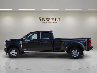 2025 Ford F-350 Crew Cab DRW 4WD Pickup for sale #1557426 - photo 2