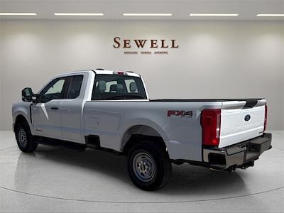 2025 Ford F-250 Super Cab 4x4 Pickup for sale #1560438 - photo 2