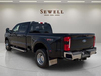 2025 Ford F-350 Crew Cab DRW 4x4 Pickup for sale #1565819 - photo 2