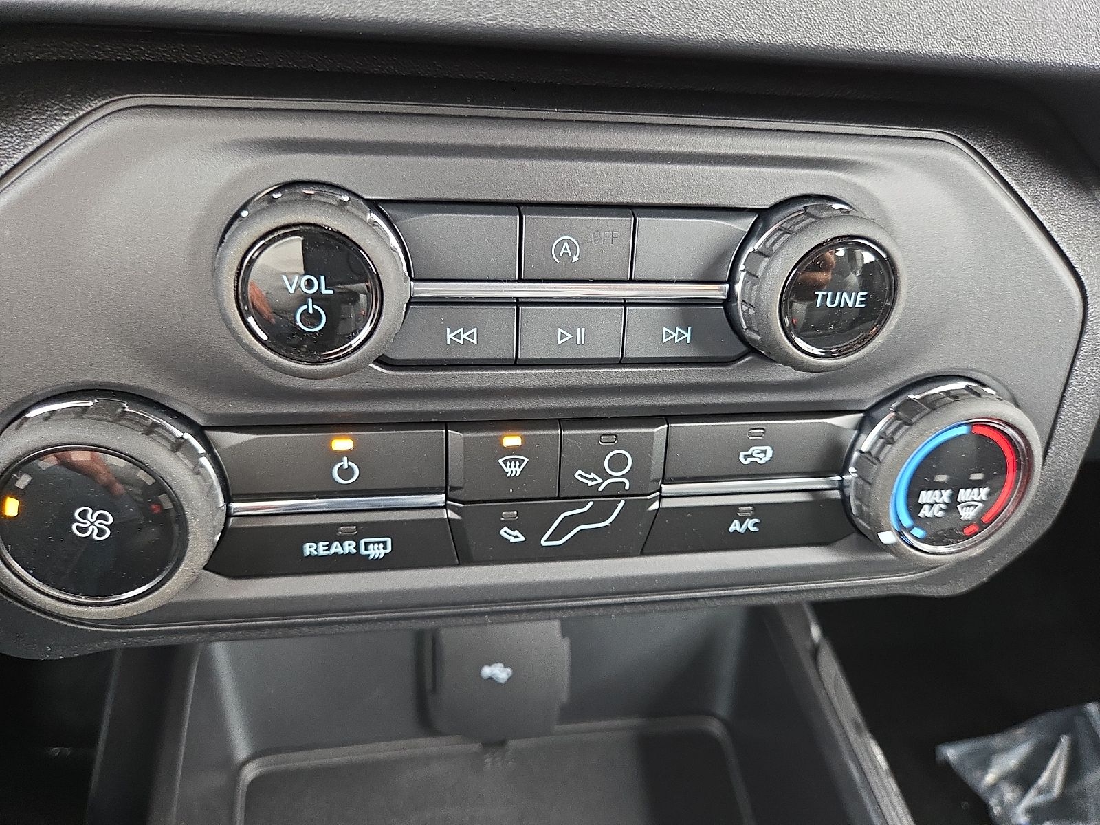 New 2025 Ford Bronco - photo 13
