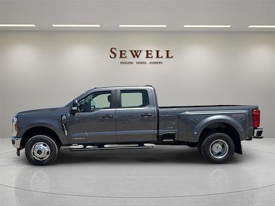 New 2025 Ford F-350 XL Crew Cab 4x4 DRW Pickup for sale #1575241 - photo 2