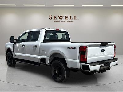 New 2025 Ford F-250 XL Crew Cab 4x4 Pickup for sale #1576415 - photo 2