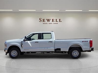New 2025 Ford F-250 XL Crew Cab 4WD Pickup for sale #1577878 - photo 2
