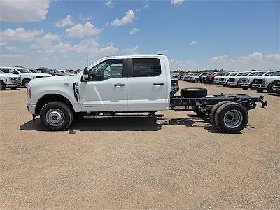 New 2025 Ford F-350 XL Crew Cab 4x4 Cab Chassis for sale #1578050 - photo 2